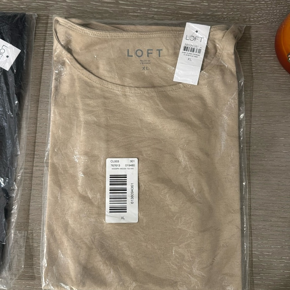 LOFT Modern Wedge Tee Beige NWT SIZE XL